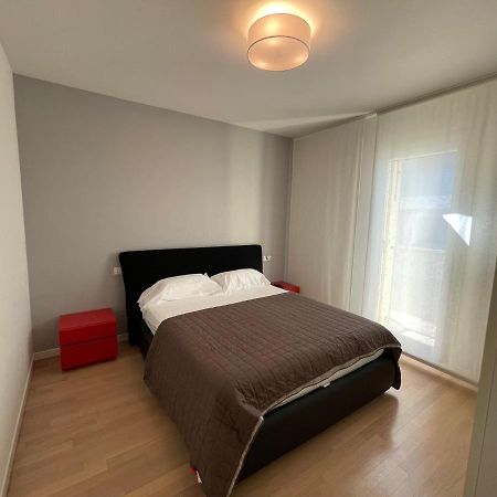 Appartamento Trilocale Attico Zona Centro Caorle Esterno foto